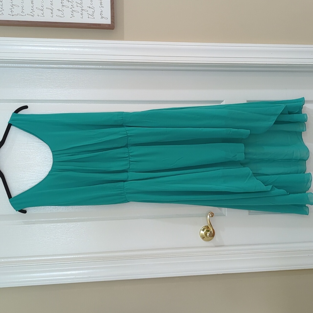 NWOT KATE AND MALLORY 2X HIGH LOW DRESS💕